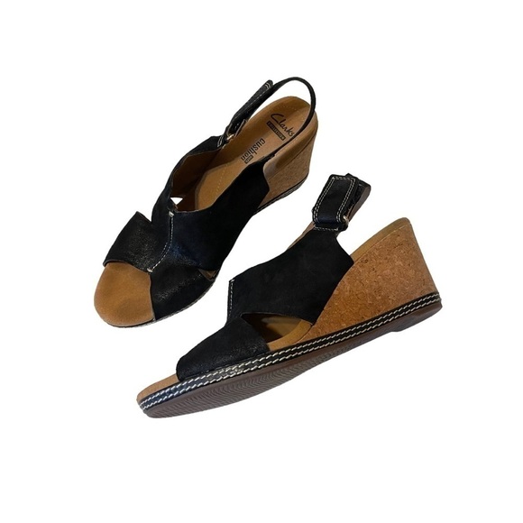 Women’s CLARKS Helio Float Nubuck Black Slingback Wedges Sandals Shoes - Picture 3 of 7
